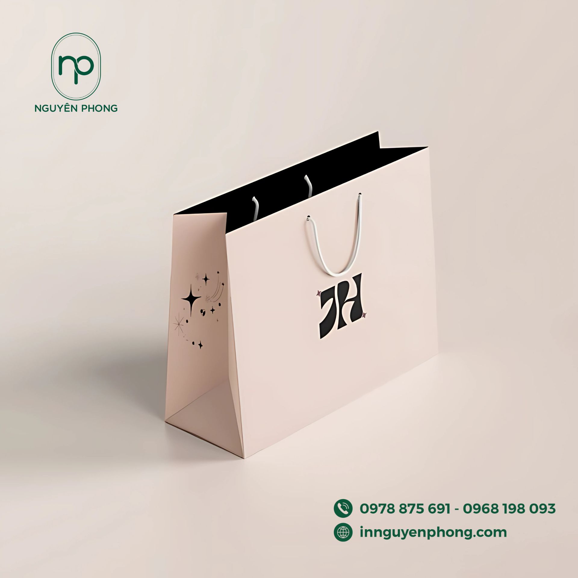 Mẫu túi giấy đựng mỹ phẩm chất liệu ivory